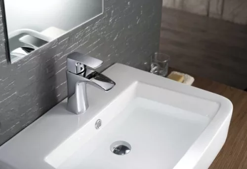 Arezzo Wakefield Cascade mosdó csaptelep beépítve 