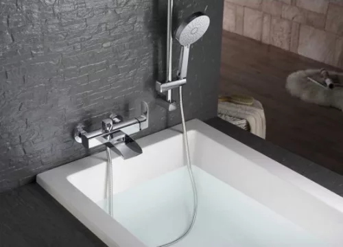 Arezzo Wakefield Cascade kádtöltő csaptelep beépítve