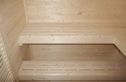 Sanotechnik Vaasa kültéri finn szauna, négy-hatszemélyes