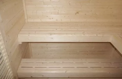 Sanotechnik Vaasa kültéri finn szauna, négy-hatszemélyes