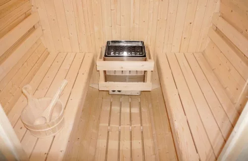 Sanotechnik Tromsö L kültéri szaunahordó, négyszemélyes