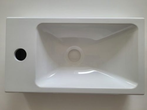 Sanotechnik SMC 40x22 cm kézmosó, ráépíthető