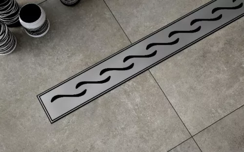 RRF5-700 rozsdamentes zuhanyfolyóka ráccsal, 700 mm beépítve