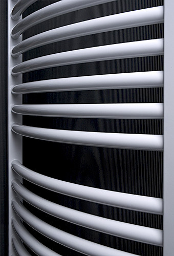 Wezyr 500x944 íves fürdőszobai csőradiátor