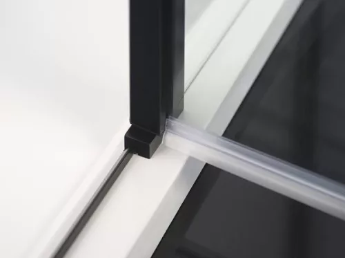 Zoom Line Black 90 cm nyílóajtós zuhanyajtó részlet